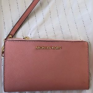 Michael Kors Pink Wallet